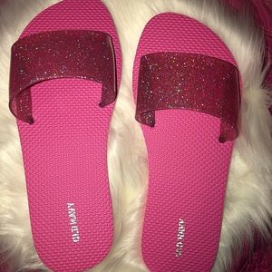 Women Pink Slides